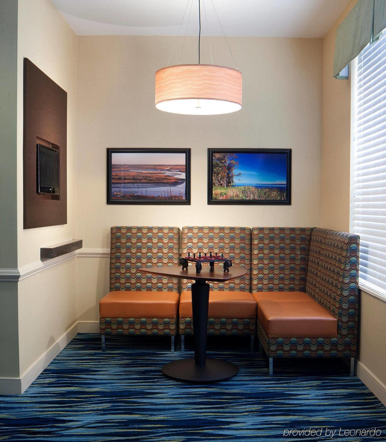The Inn At Mayo Clinic Jacksonville Room photo
